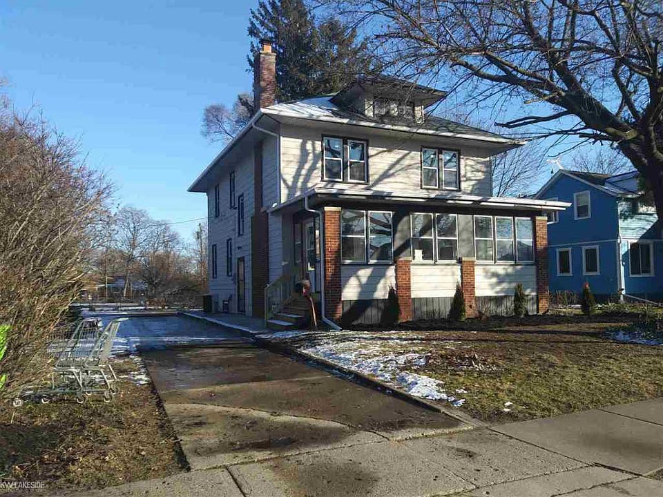 1st image of 26622 Rosewood St