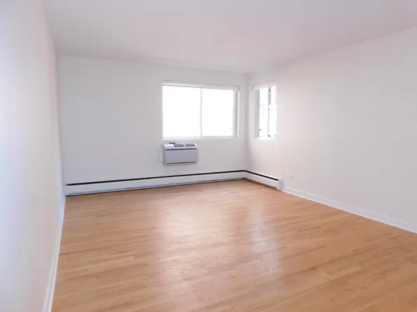 924 Hinman Ave APT 1D, Evanston, IL 60202