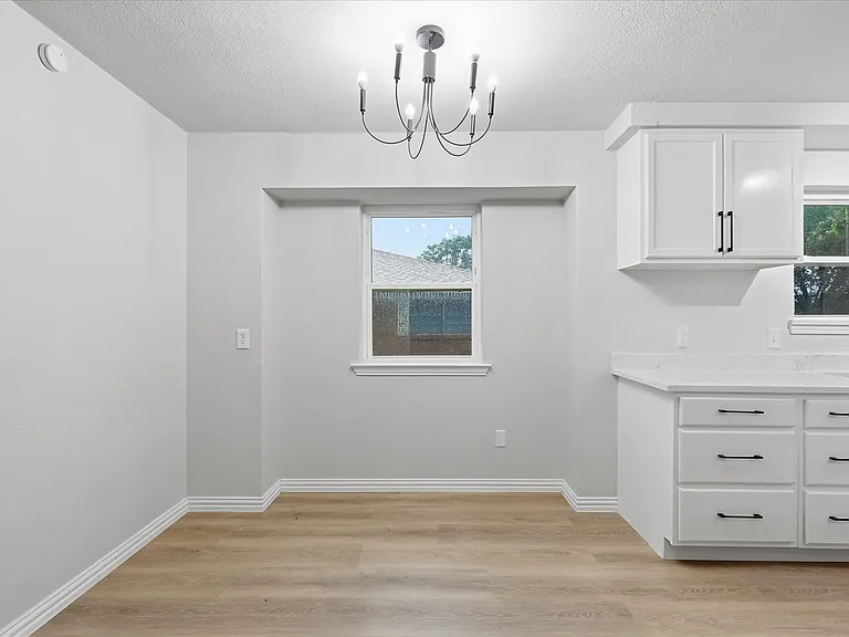 5719 Enchanted Ln — Photo 16