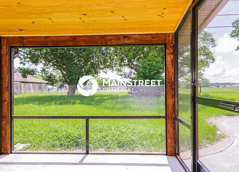 925 N Singleton Ave — Photo 15