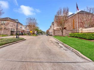 3211 Holly Xing, Houston, TX 77042
