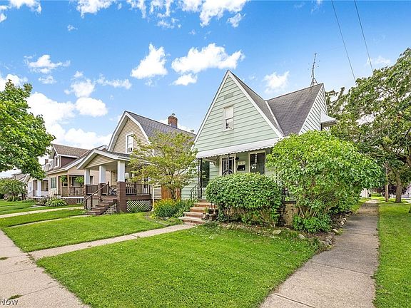3rd image of 5721 Delora Ave