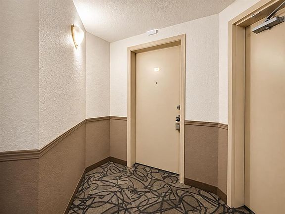 5th image of 304 N Mackenzie Way SW #6101