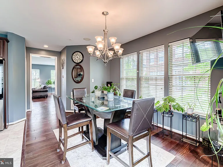 510 Overlook Park Dr #32 — Photo 24