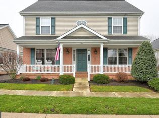 504 Thornberry Ln, Lititz, PA 17543