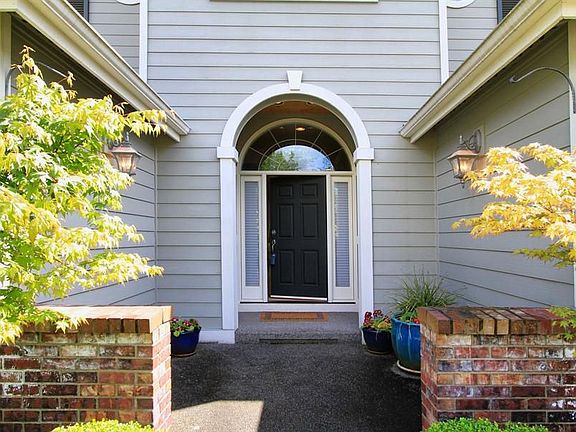 2nd image of 11824 158th Ave NE