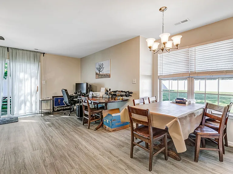 103 Mosel Ct — Photo 17