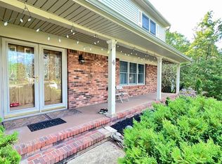 4 Libby Ct, Edison, NJ 08820