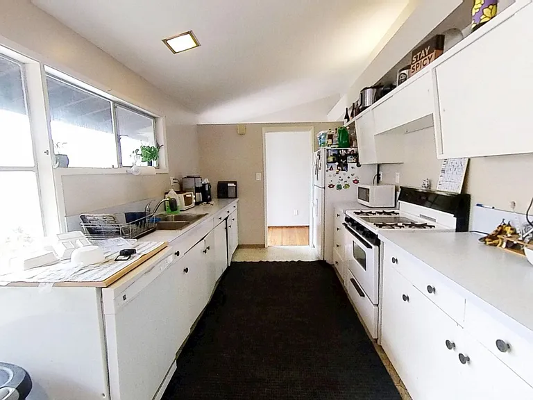 5310 Redding Rd — Photo 11