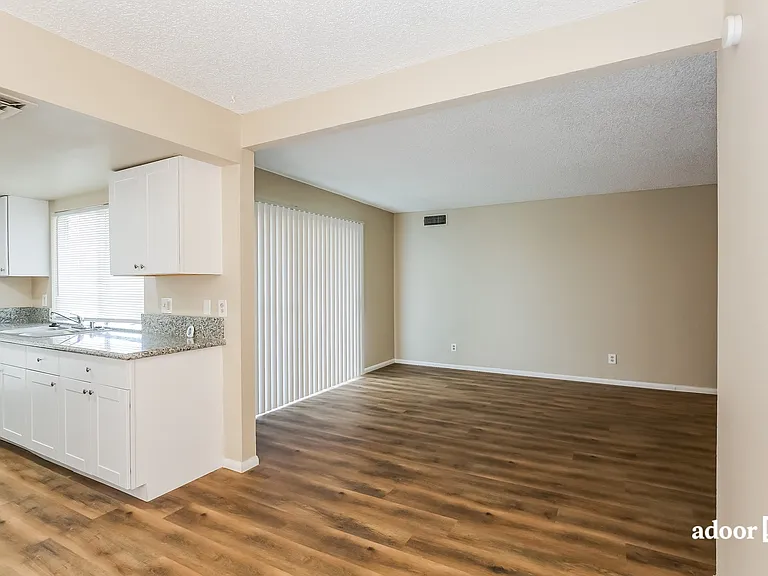 1405 Vegas Valley Dr #198 — Photo 5