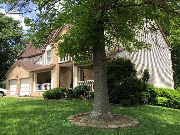 3rd image of 9450 Wooded Glen Ave