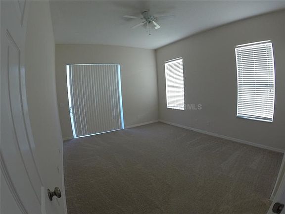 5th image of 2148 The Oaks Blvd