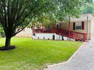 2972 Cedar Creek Rd, La Follette, TN 37766