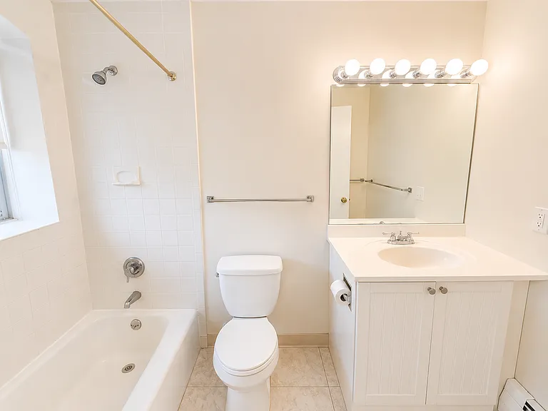 42 Worthen Rd #2 — Photo 7