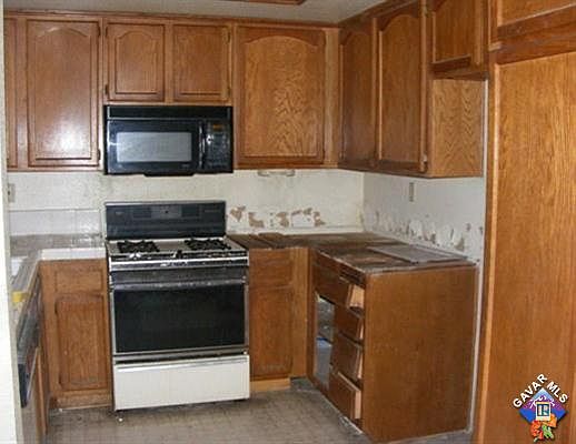 5th image of 1003 E Avenue J3