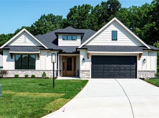 9508 Magnolia Ct, Dayton, OH 45458