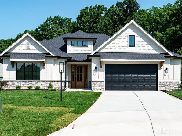 9508 Magnolia Ct, Dayton, OH 45458