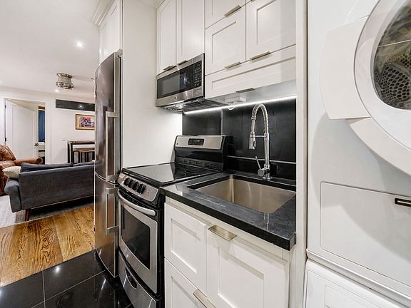 5th image of 25 Grove St APT 2