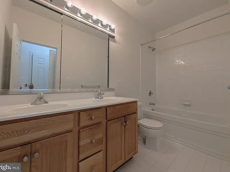 25015 Riding Center Dr — Photo 30