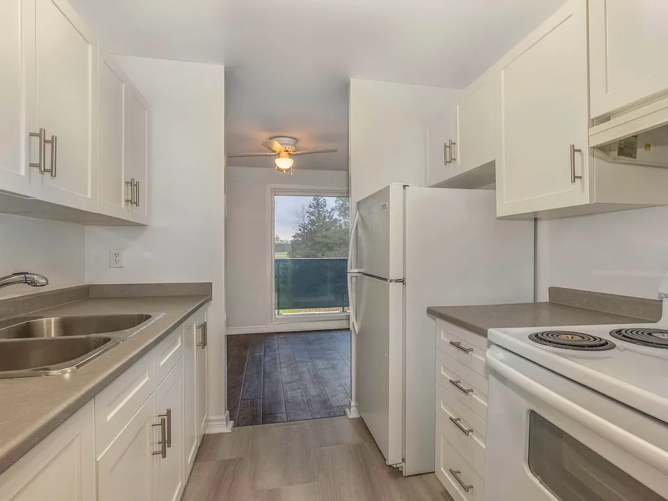 183 Blackacres Blvd #181