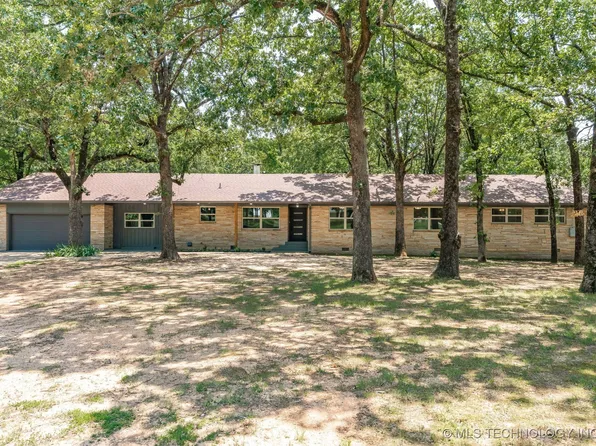 900 Louise Dr, Poteau, OK 74953