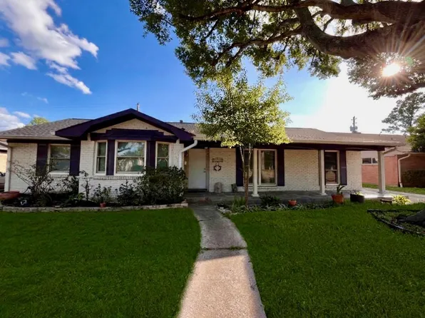 5623 Dumfries Dr, Houston, TX 77096