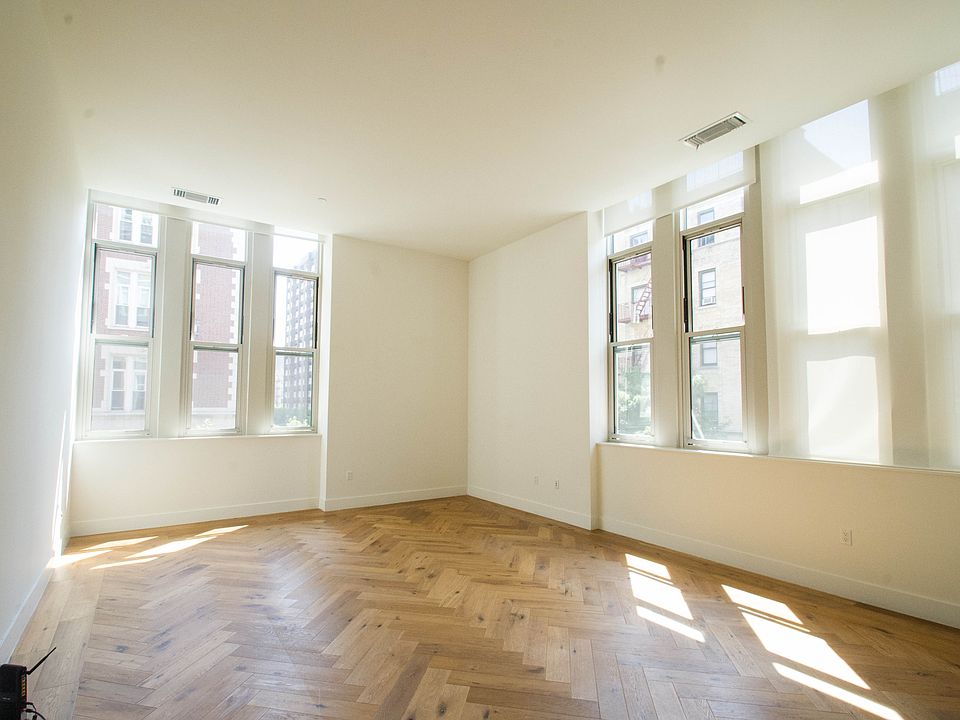 1st image of 220 W 148th St APT 2D
