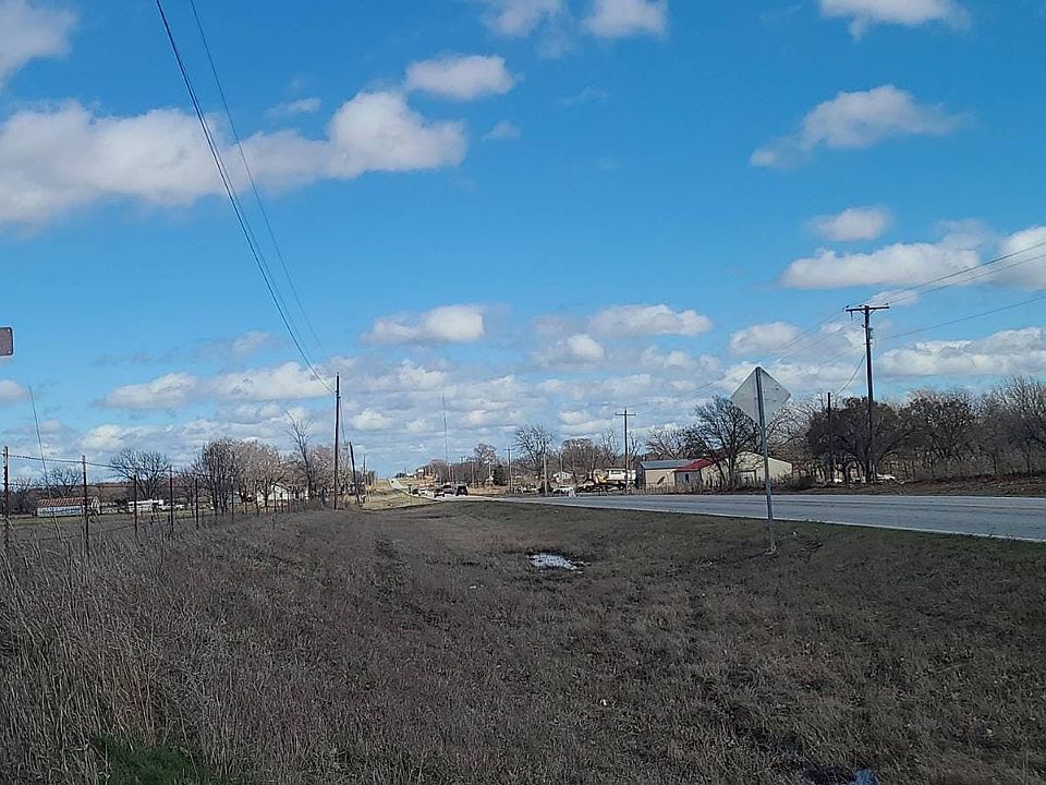 2nd image of 53910 E Highway 59