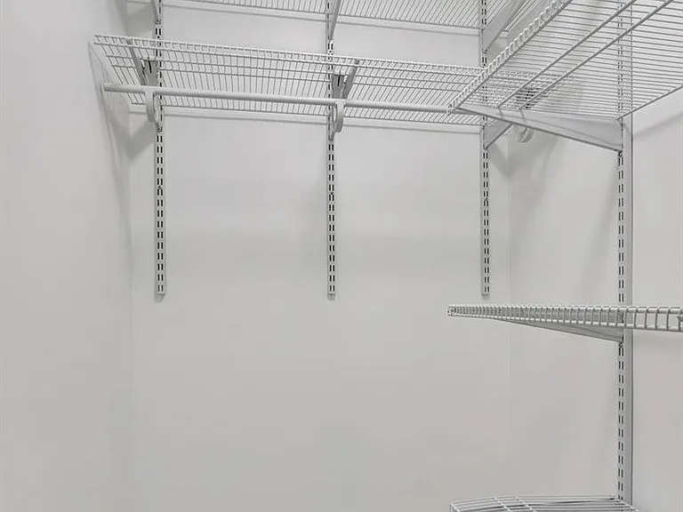 1000 SW 30th St #1 — Photo 11