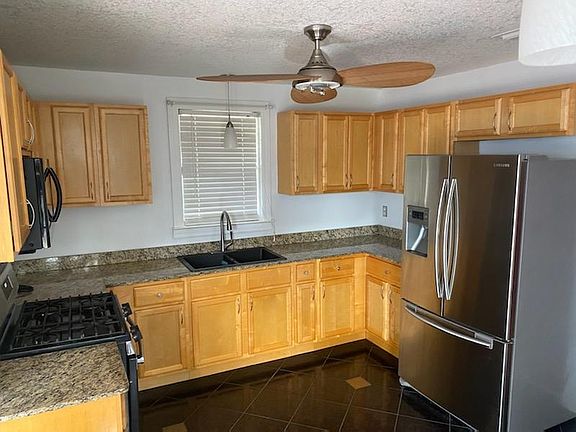 5th image of 5058 Blackburn St