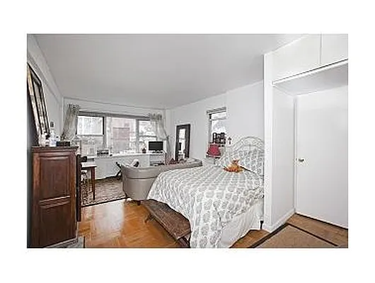 Rented by Curtin Realty Group | media 5