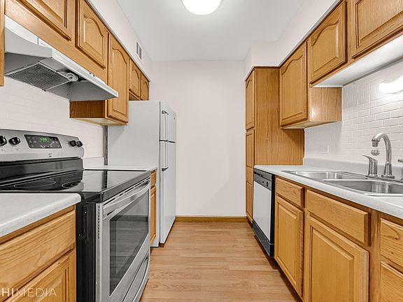 3rd image of 6180 Knoll Lane Ct APT 101