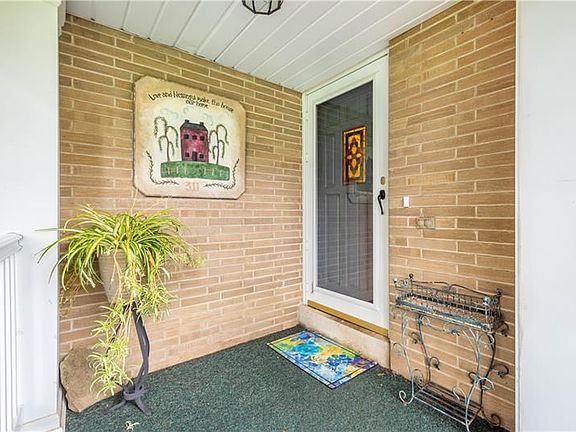 4th image of 311 Westbrook Dr
