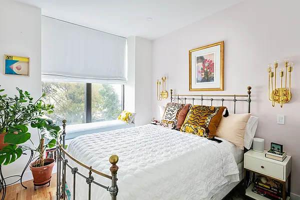 Sold by Compass | media 5