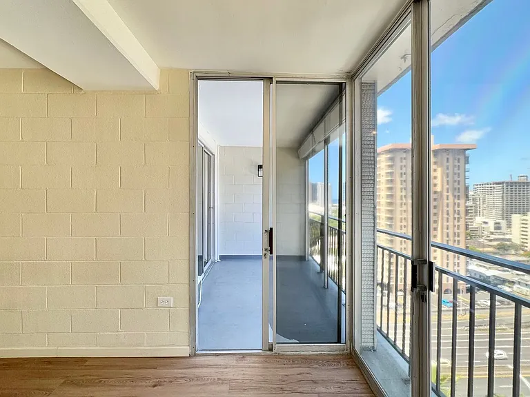 1415 Victoria St #1010 — Photo 16