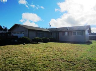 3761 Cherokee Dr, Springfield, OR 97478