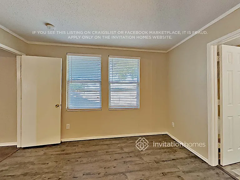 1512 Windy Meadows Dr — Photo 11