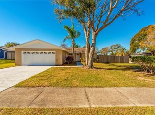 329 Oakhill Ct, Palm Harbor, FL 34683