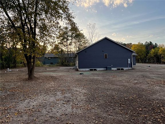 5th image of 16291 61st Avenue