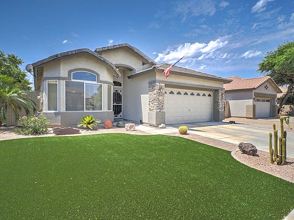 11905 W Jefferson St-3