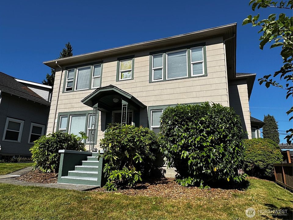 1st image of 3210 Grand Avenue
