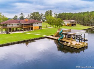 1233 Hubs Rec Rd, Belhaven, NC 27810