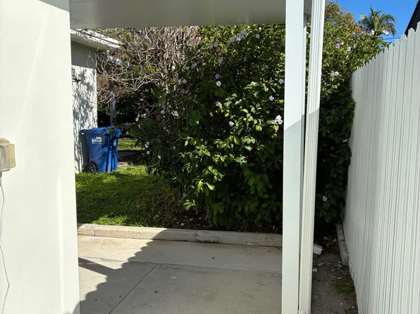 (undisclosed Address), Miami, FL 33150