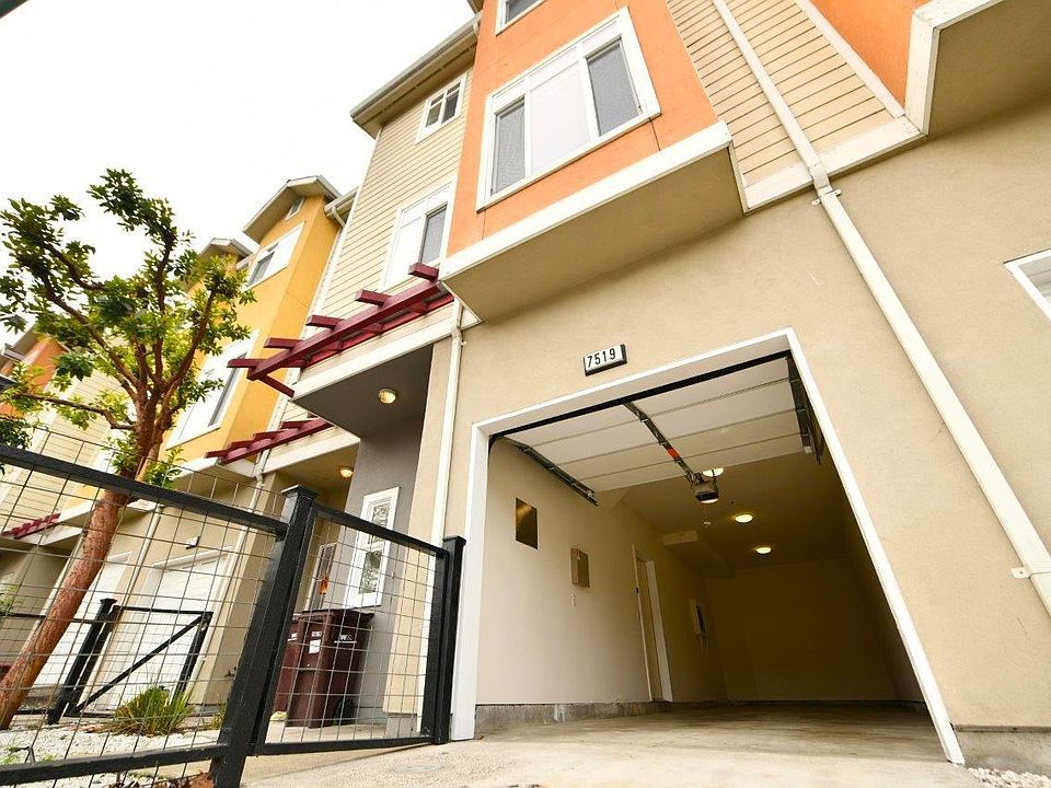 1st image of 7517 Bancroft Ave #7517