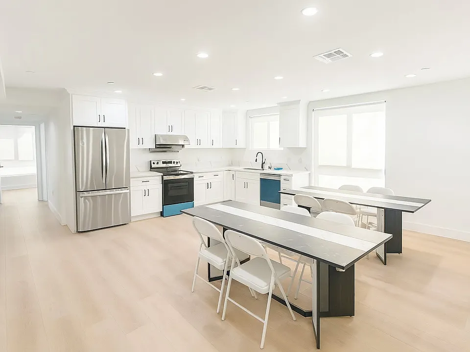 1447 W 36th Pl #K2-01