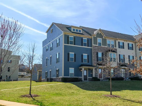 919 Flat Waters Ln, Charlottesville, VA 22911