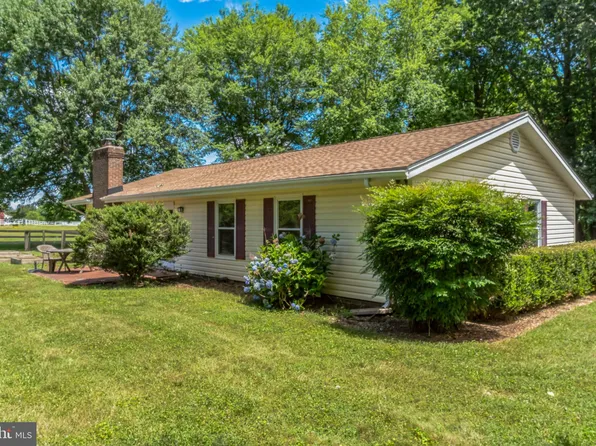 5064 Weston Rd, Warrenton, VA 20187