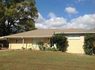 477 Harts Bridge Rd, Jackson, TN 38301