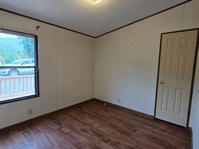 83 Sandlin Rd — Photo 19