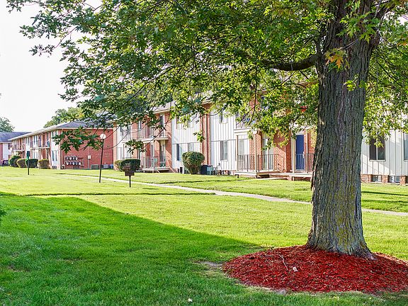 4th image of 25891 Bridgewood Ln #99